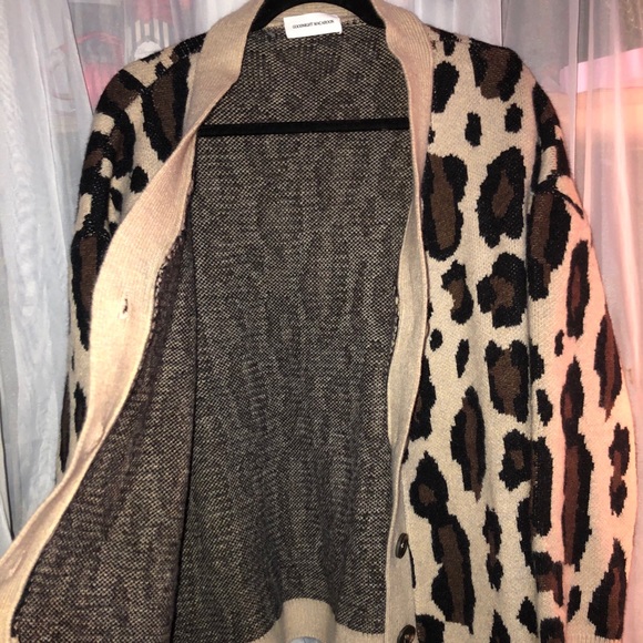 Goodnight Macaroon Aditi Leopard Cardigan - Picture 8 of 11